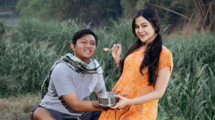 Terkesan Cuek, Bella Bonita Bongkar Sisi Lain Denny Caknan saat Urus Dirinya Hamil Muda