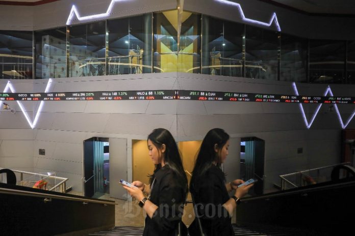 Saham-Saham Buruan Investor Asing saat IHSG Tembus 7.300, Cek Geraknya Hari Ini