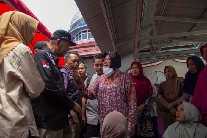 Banjir Bandang, Ini Saran Mensos Risma Bagi Pemda di Sumbar
