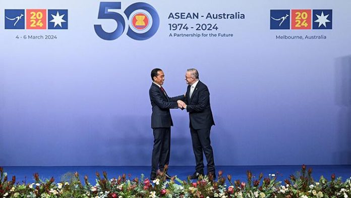 Jokowi Singgung Kolaborasi Nikel hingga Investasi IKN saat Bertemu PM Australia