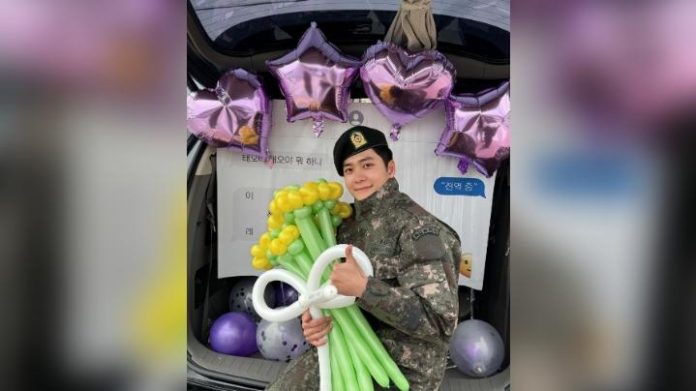 Kang Tae Oh Selesai Wajib Militer Bersiap Comeback dengan Karya Baru