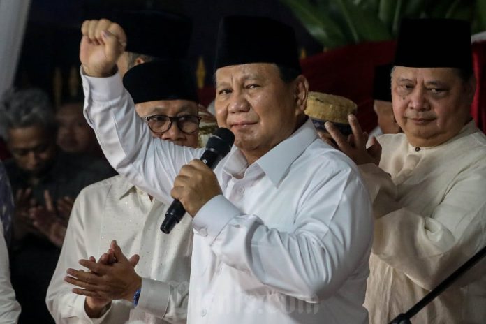 Didampingi Sang Anak, Prabowo Mendarat di China untuk Temui Xi Jinping