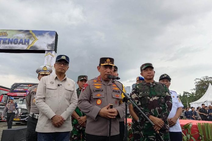 Kapolri Beberkan Penyebab Macet Horor 12 Km di Jalan Lintas Sumatra