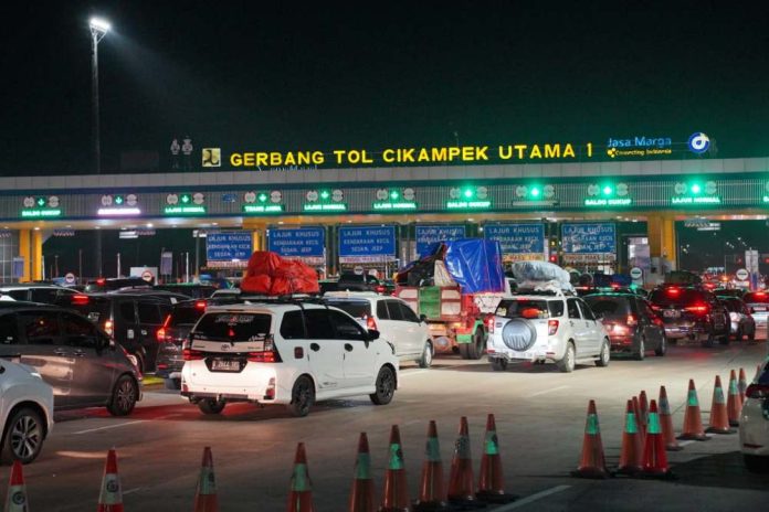 Pemberlakuan One Way di Tol Cipali Dihentikan Siang Ini