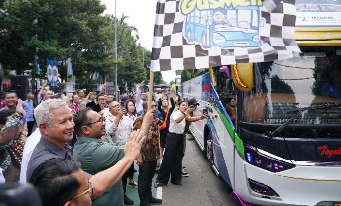 Sambut Idul Fitri 1445 H, Bank Mandiri berangkatkan 6.525 Pemudik