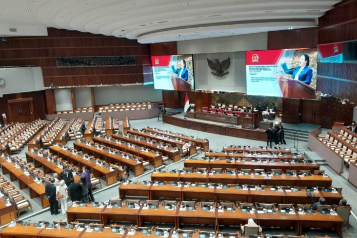 KPU Umumkan 50 Anggota DPRD Kota Surabaya Terpilih 2024-2029, Ini Daftarnya