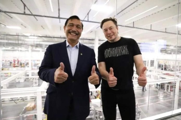 Luhut Pastikan Elon Musk Resmikan Starlink Besok, Ini Agendanya!