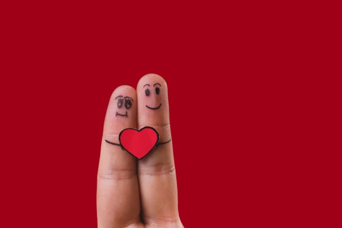 Tips Cinta Beda Agama, Inilah yang Harus Dilakukan Pasangan