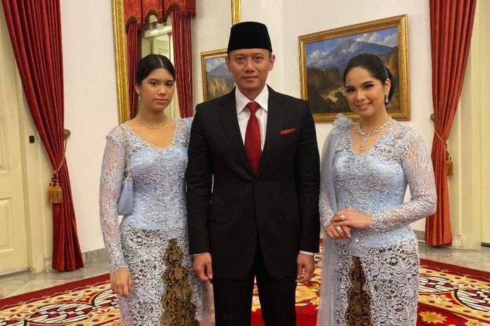 AHY Ucapkan Selamat Ultah ke Moeldoko, KSP: Jangan Didramatisir