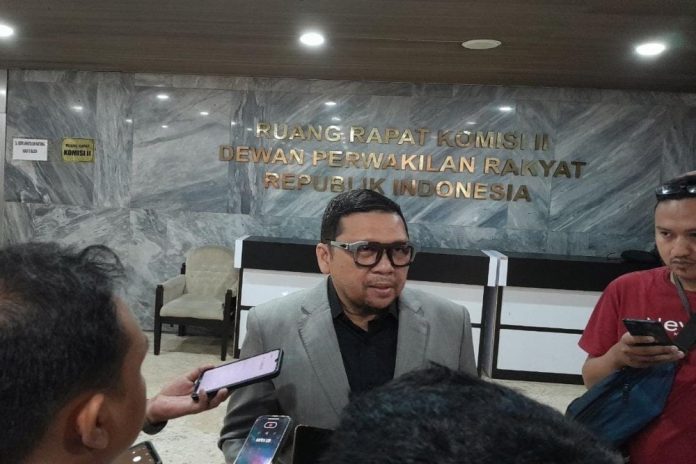 Jelang Pilkada, DPR Bakal Panggil  Semua Komisioner KPU