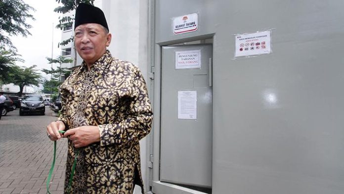 Ketum PPP Mardiono Melayat ke Rumah Duka Hamzah Haz