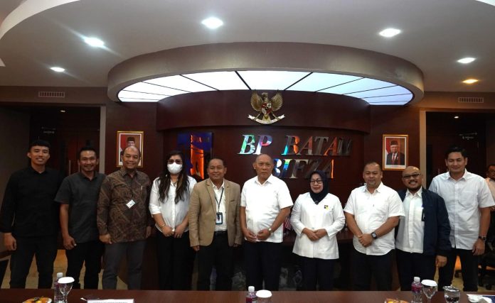 Dukung Pembangunan Batam, Direktur PCR: Siap Tingkatkan Kualitas Lulusan - insightkepri.com