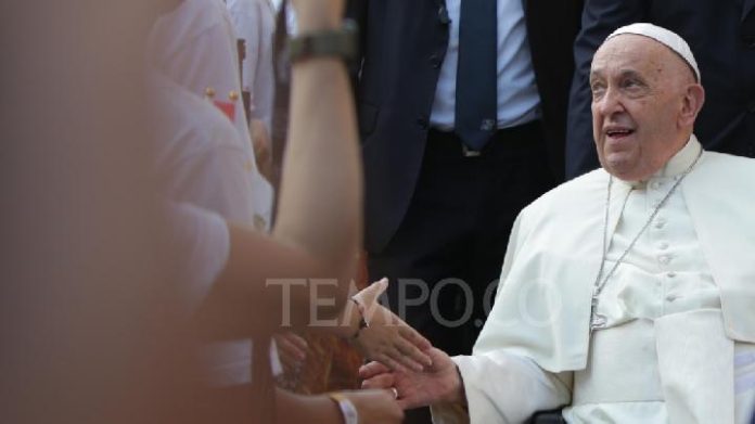 Dialog Paus Fransiskus dengan Anak Muda soal Kerukunan Hidup Beragama