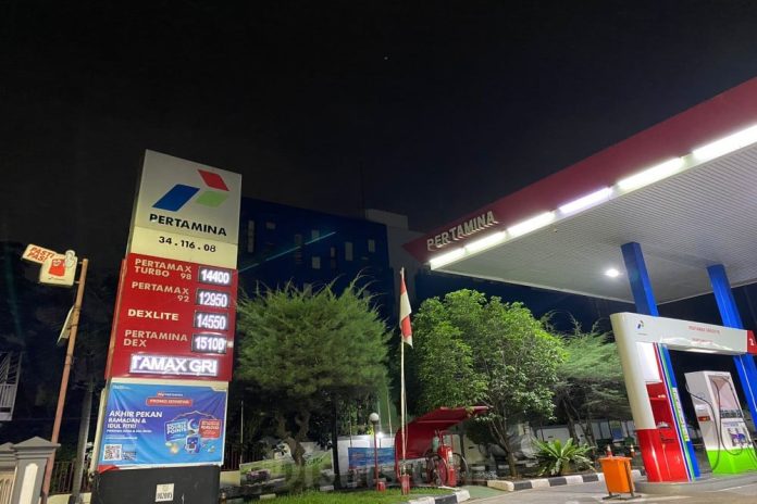 Harga BBM di SPBU Pertamina Turun Mulai 1 Oktober