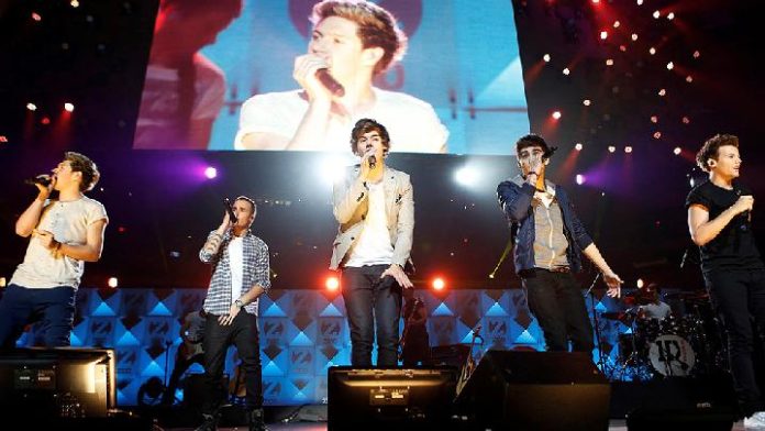 Anak Didiknya Meninggal, Simon Cowell: Aku Hancur dan Patah Hati, Liam Payne