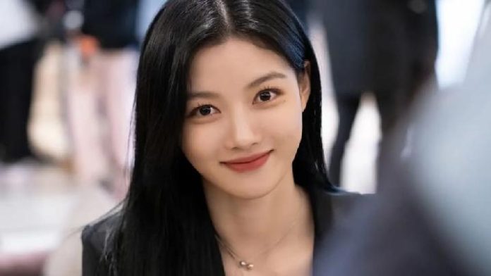 Kim Yoo Jung Ditawari Peran Pencopet di Drama Baru Sutradara Extraordinary Attorney Woo