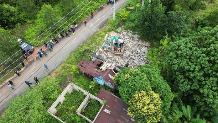 Disetujui Pemilik Rumah, BP Batam Mulai Lakukan Pembongkaran Rumah Warga Terdampak Pembangunan Rempang Eco-City - BP Batam