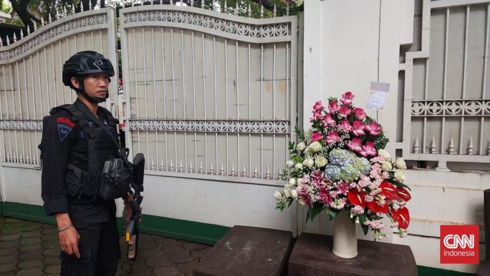 Megawati Rayakan HUT di Batu Tulis, Bunga Anggrek Penuhi Teuku Umar