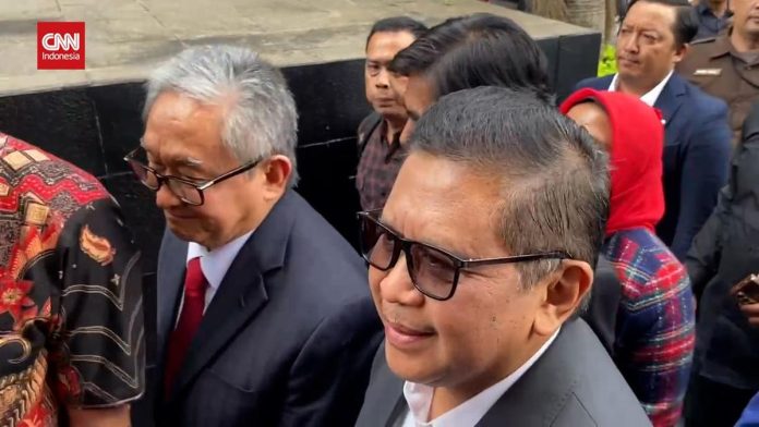 VIDEO: Hasto Kristiyanto Penuhi Panggilan KPK