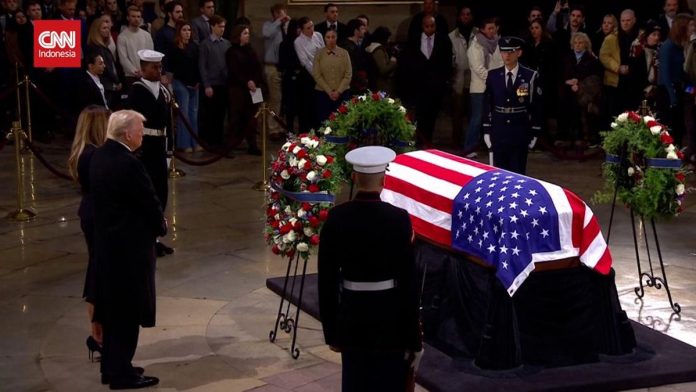 VIDEO: Momen Trump Beri Penghormatan untuk Mendiang Jimmy Carter