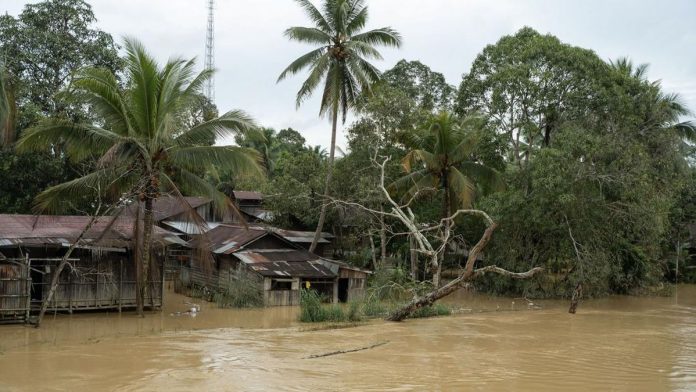 2 Desa di Bima NTB Terisolasi Akibat Banjir Bandang