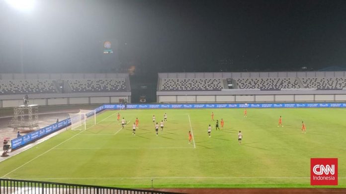Final PNM Liga Nusantara Diawali Hening Cipta untuk Bejo Sugiantoro