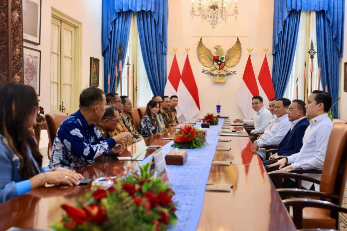 Rapat Bersama Kepala BP Batam dan Jajaran, Presiden Prabowo: Mari Kita Bekerja Lebih Giat untuk Kemajuan Batam - BP Batam