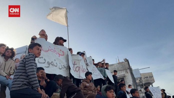 VIDEO: Ratusan Warga Tak Dikenal di Gaza Demo Menolak Hamas