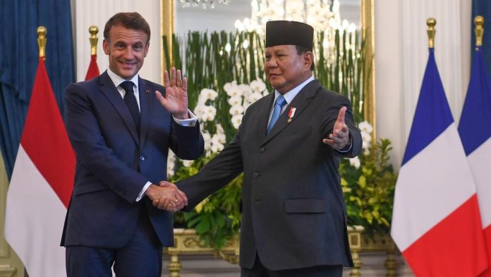 Alasan Macron Ingin Mampir ke Candi Borobudur saat Kunjungi Indonesia