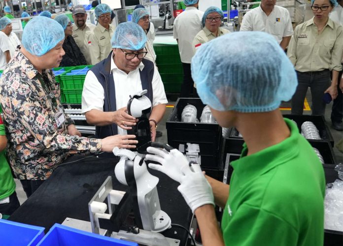 Anggota/Deputi Bidang Investasi dan Pengusahaan Belanja Masalah di Kawasan Industri - BP Batam
