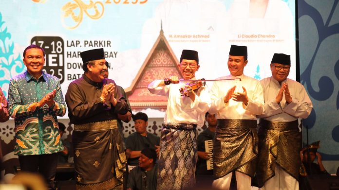 Dorong Pelestarian Budaya Melayu, Puisi Karya Kepala BP Batam Guncang Panggung KSM ke-26 - BP Batam