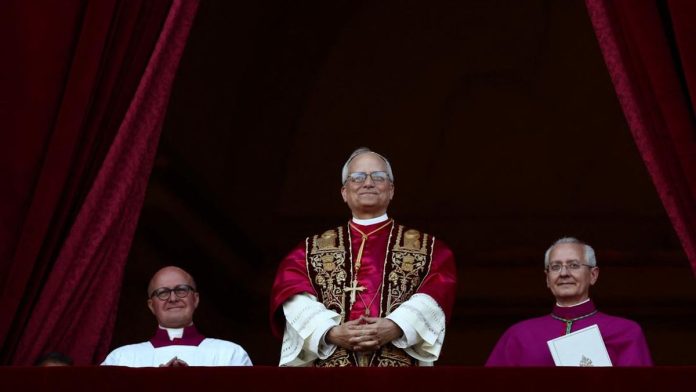 Paus Baru Terpilih, Ini Arti Habemus Papam!