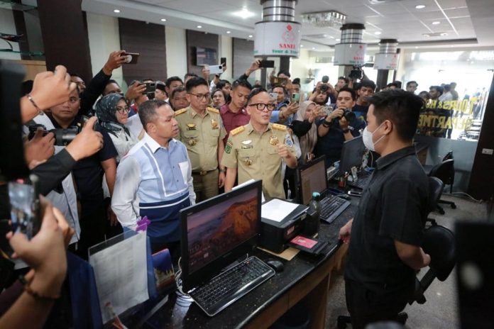 Tindak Perusahaan Penahan Ijazah, Pemprov Riau Siapkan Pergub Tata Kelola Ketenagakerjaan