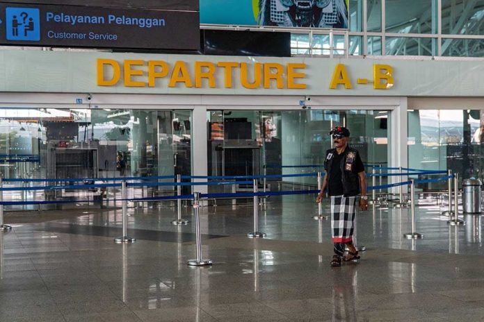Bandara Bali Kembali Normal Usai Banyak Pembatalan Penerbangan Dampak Erupsi
