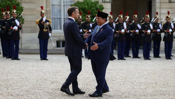 FOTO: Momen Prabowo Hadiri Jamuan Makan di Istana Elysee