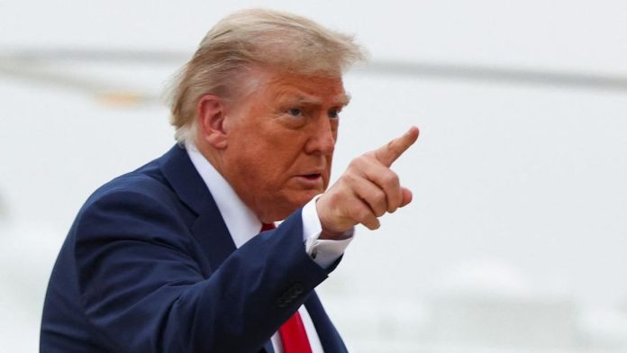 Trump PHK Lebih dari 1.300 Staf Kemlu AS