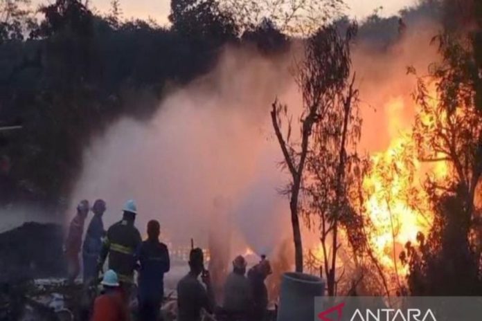 ESDM Terbitkan Permen Baru Usai Sumur Minyak Ilegal di Blora Terbakar