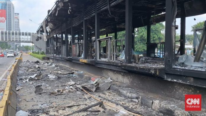 Kondisi Halte Polda Metro Jaya hingga Transjakarta Belum Beroperasi