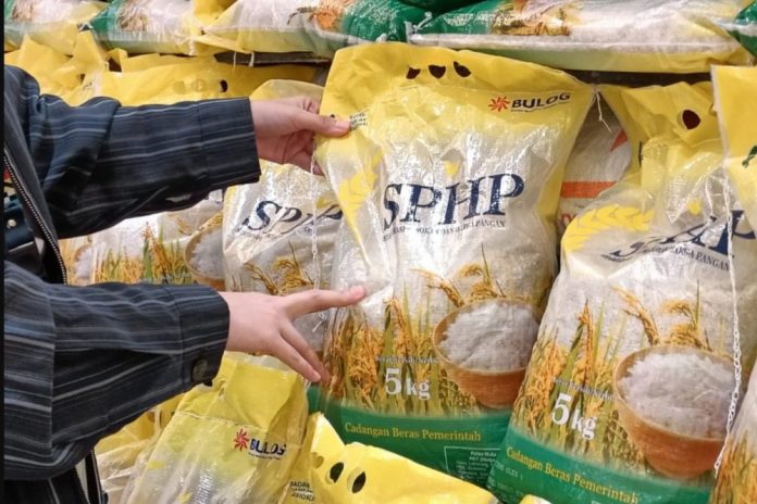 Mentan: Kopdes Merah Putih Bakal Salurkan 10.000 Ton Beras SPHP per Hari