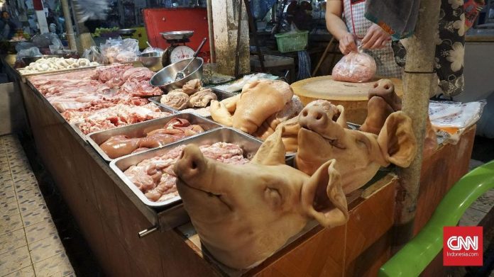 Kiriman Kepala Babi Teror 6 Masjid di Prancis