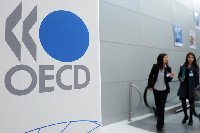 OECD Kerek Proyeksi Ekonomi RI 2025 Tumbuh 4,9%