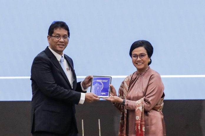 Panen Sentimen Negatif usai Prabowo Reshuffle Sri Mulyani