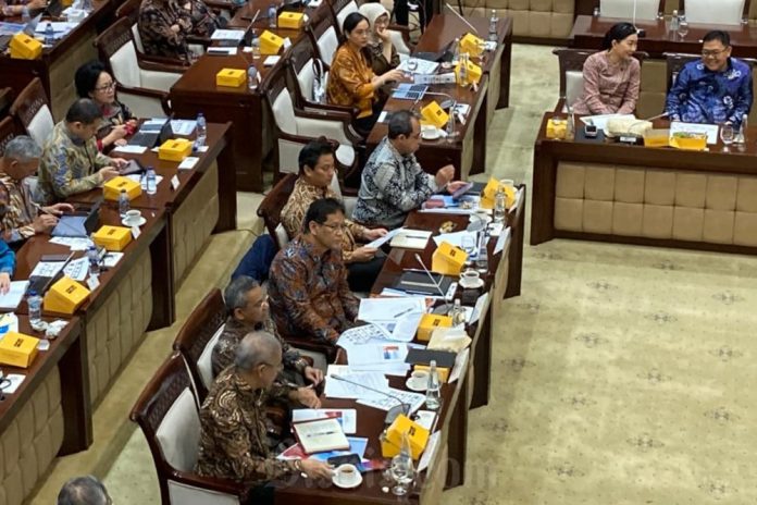 Purbaya Ingin Naikkan Anggaran ke Pemda di Tengah Efisiensi, Realistis?