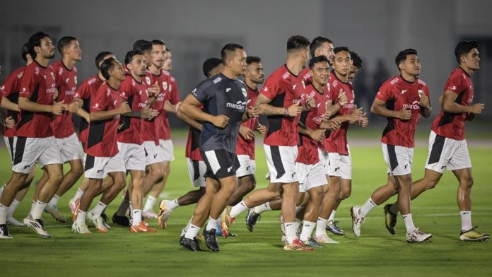 Timnas Indonesia Kumpul Hari Ini, Jay Idzes Tiba di Surabaya