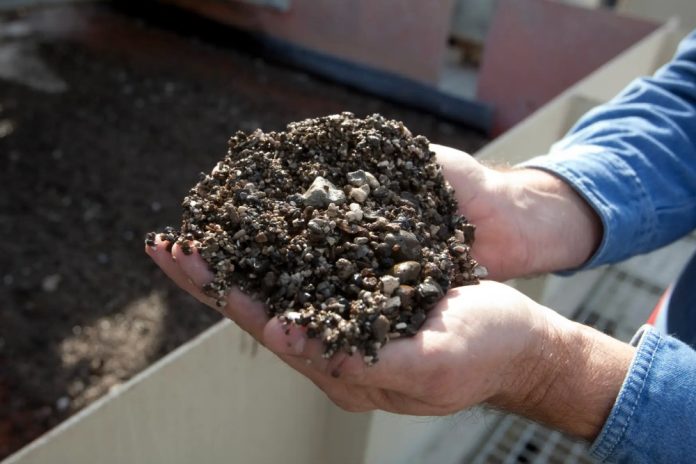 Picu Pencemaran dan Penyakit Pernapasan, Masyarakat Protes Desak Tutup Pabrik Fosfat di Tunisia