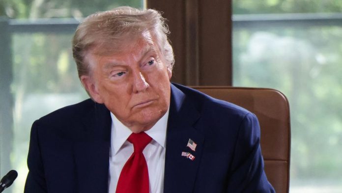 Trump Izinkan CIA Operasi Rahasia di Venezuela, Sinyal Serangan Darat