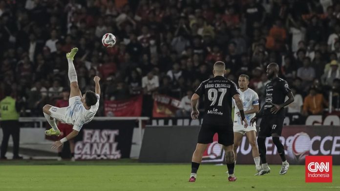 Benarkah Liga Indonesia Tertinggal Dua Dekade Dibanding Liga Inggris?