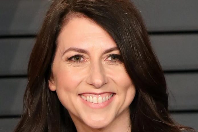 Mackenzie Scott Donasi US$26 Miliar dalam 7 Tahun, Lampaui Orang Terkaya Dunia