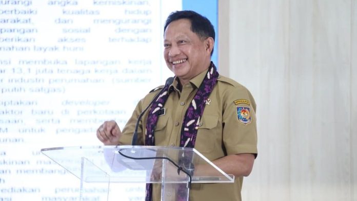 Mendagri Tito Apresiasi BSPS, Bantu Warga Kurang Mampu Dapat Hunian