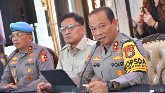 Sama Seperti Pangdam, Kapolda Metro Jaya Resmi Disandang Bintang Tiga